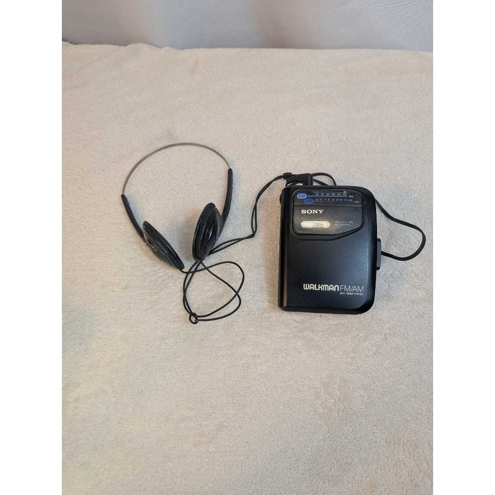 Sony Walkman FM AM Cassette Player WM-FX101 Tested Working W/Headphones-READ